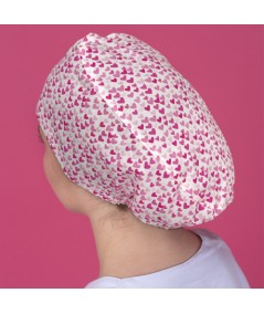 Gorro pelo largo - Corazones rosa sobre blanco